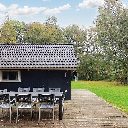 Four-Bedroom Holiday Home In Vaeggerlose 8 Bøtø By 外观 照片